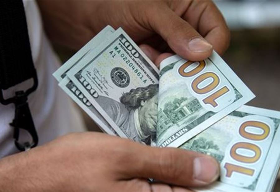 سعر الدولار لدى الصرّافين ليوم الجمعة