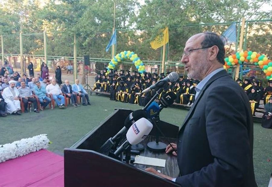ابراهيم الموسوي: أوسمة شرف من "الشيطان الأكبر"!