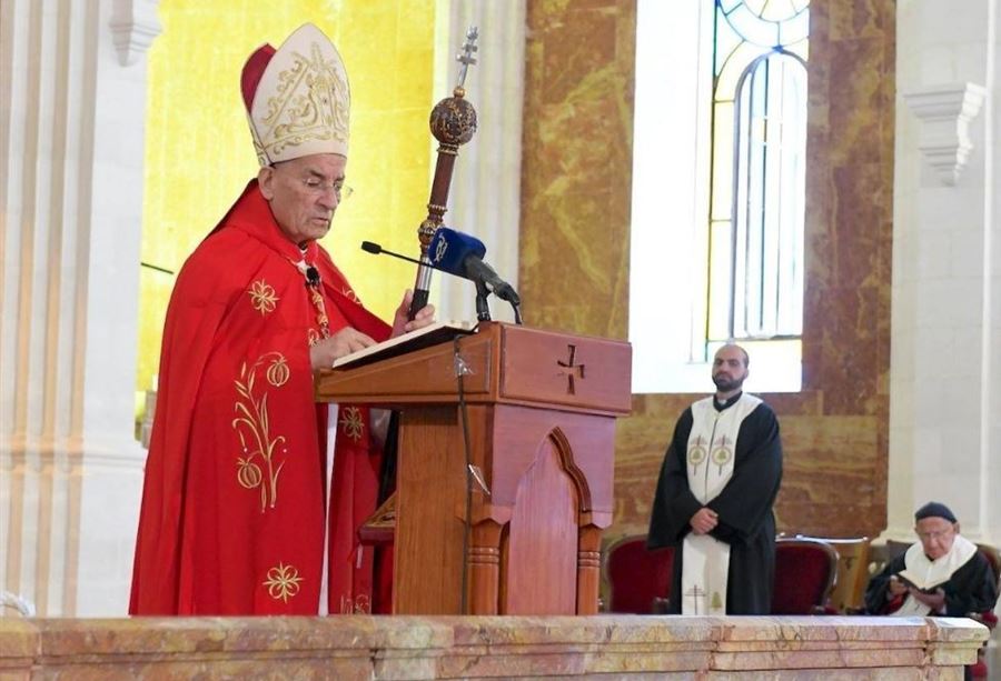 كيف علّق الراعي على اعتذار أديب؟  كيف علّق الراعي على اعتذار أديب؟