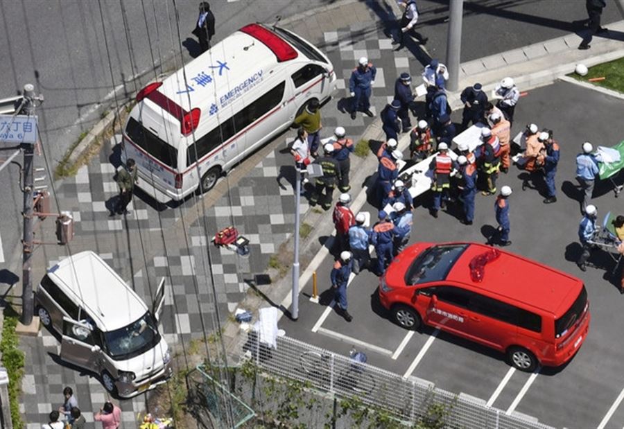 مقتل طفلين جراء حادث دهس مجموعة أطفال في اليابان مقتل طفلين جراء حادث دهس مجموعة أطفال في اليابان