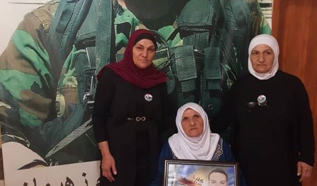 والدة الشهيد زهرمان طالبت باعدام عمر حميد والدة الشهيد زهرمان طالبت باعدام عمر حميد