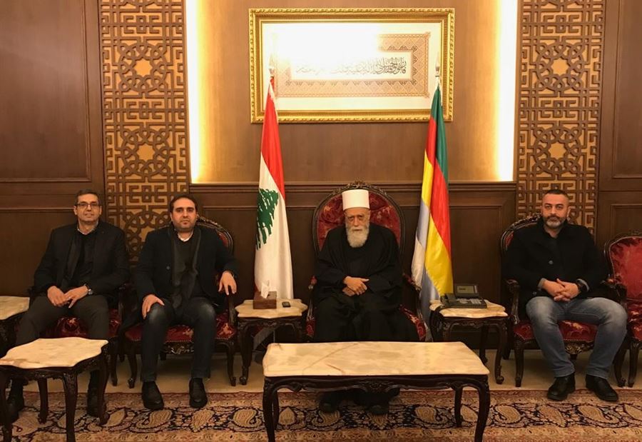 شيخ العقل يستقبل وفد الإشتراكي 