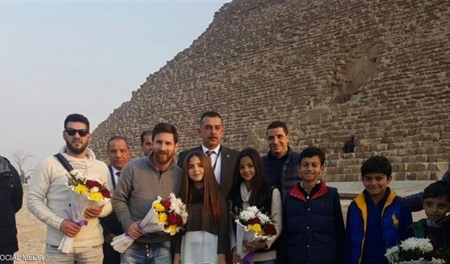 ميسي من القاهرة: سعيد بتواجدي في أرض الفراعنة