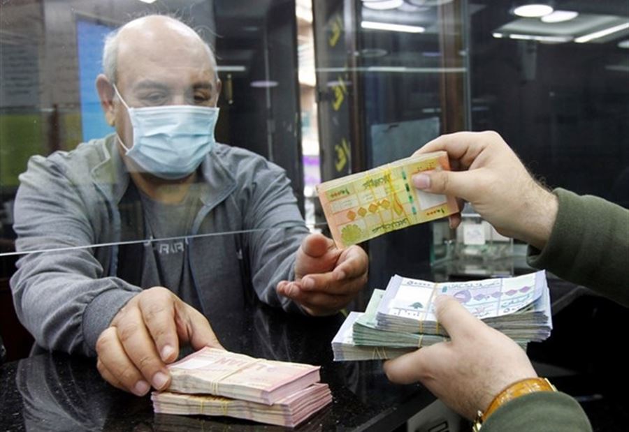 "التزوير المحنك" في السوق السوداء.. إحذروا الـ50 دولار