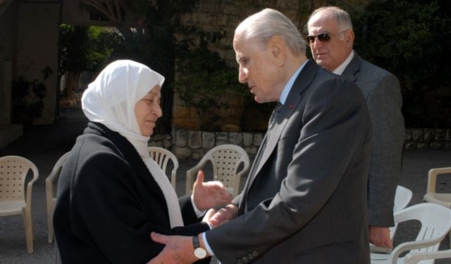 الحريري عزت الزين بشقيقته 