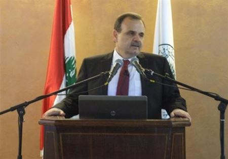 البزري حاضر عن الامراض الجرثومية وسبل الوقاية منها