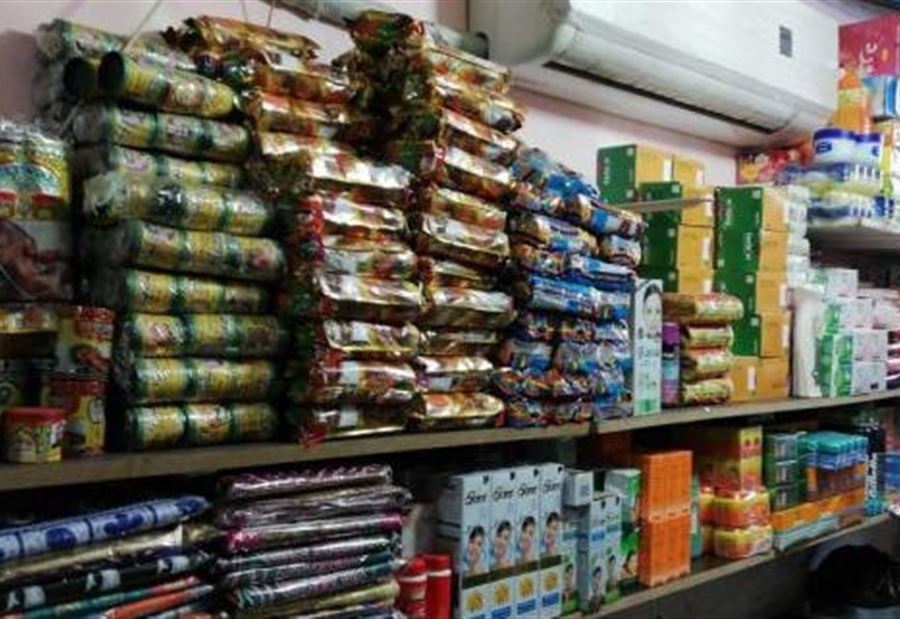 بالصور: مواد غذائية فاسدة في الضاحية
