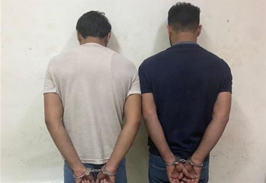 سرقوا مستودعًا للأخشاب في عين علق!