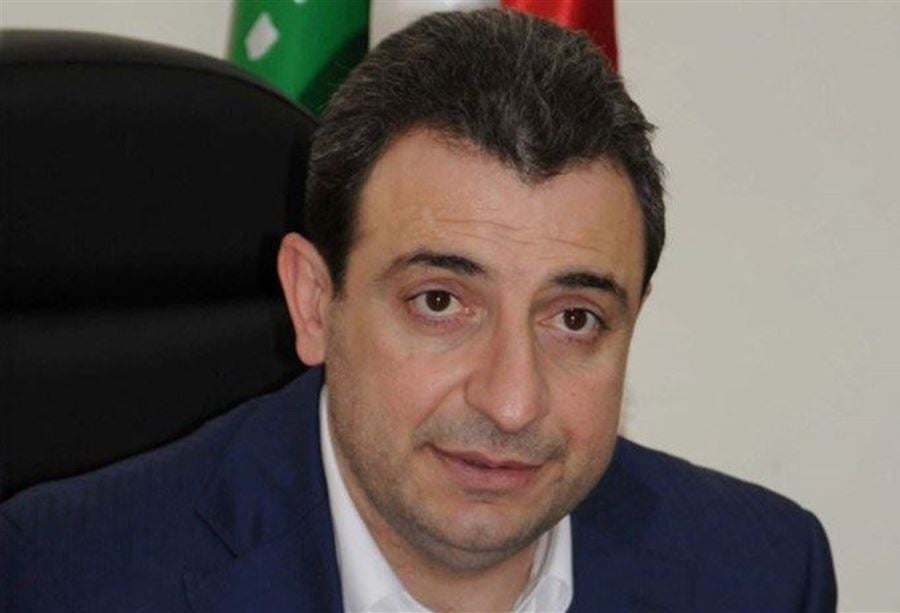 ولعت بين ابو فاعور وعطالله