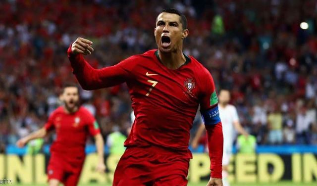 رونالدو يوقع عقدا رسميا بـ"الدم" في إيطاليا رونالدو يوقع عقدا رسميا بـ"الدم" في إيطاليا