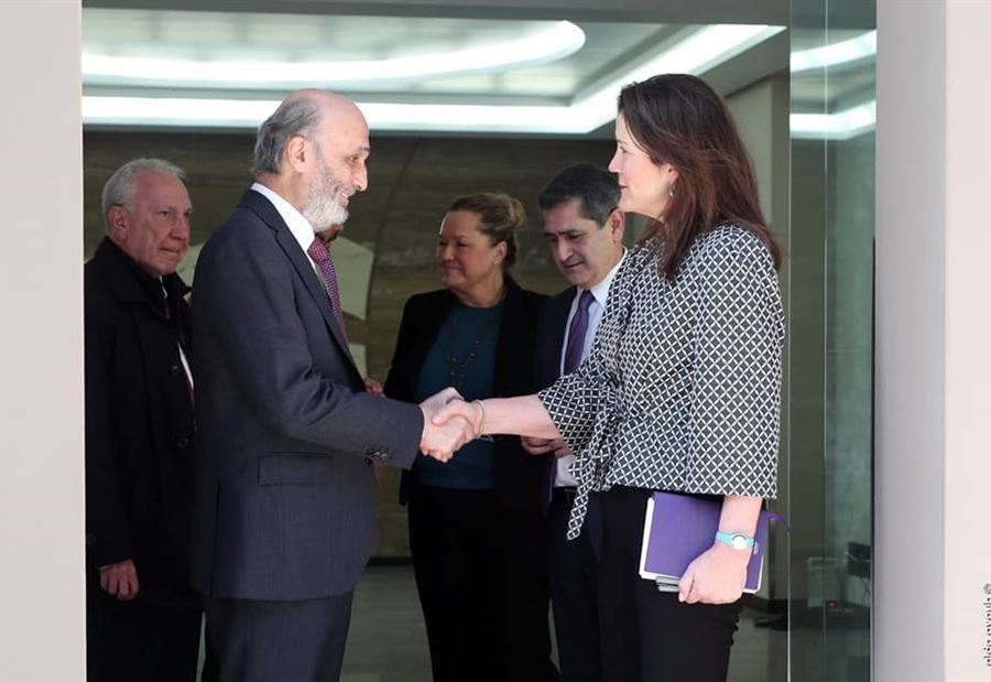"التطوّرات الأخيرة" بين جعجع وشيا