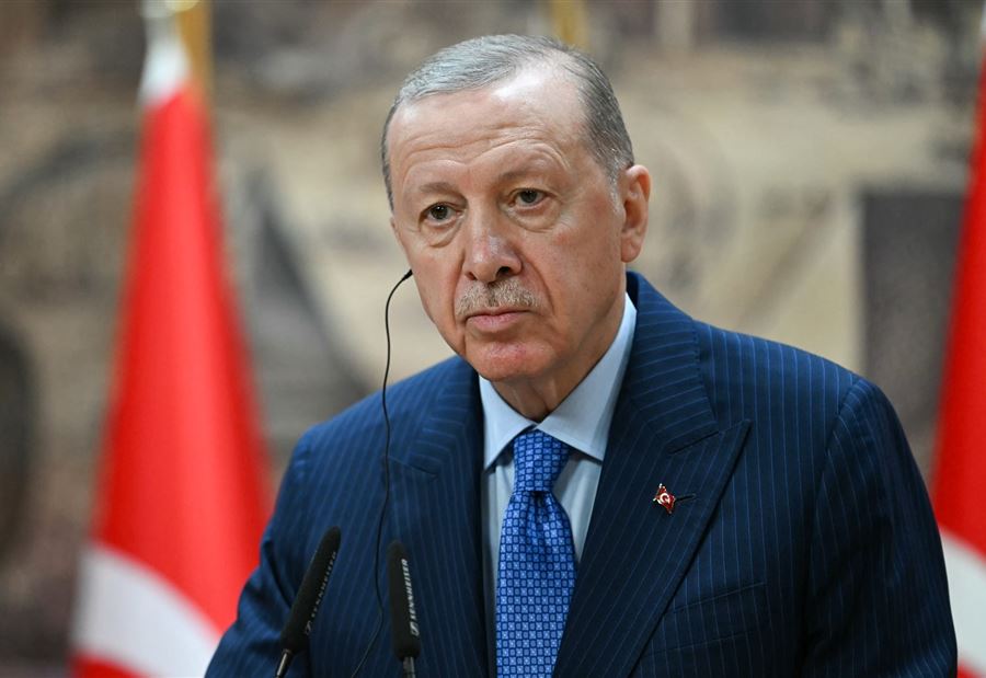 بعد إدلب وحماة وحمص... أردوغان: عين "المعارضة" على دمشق
