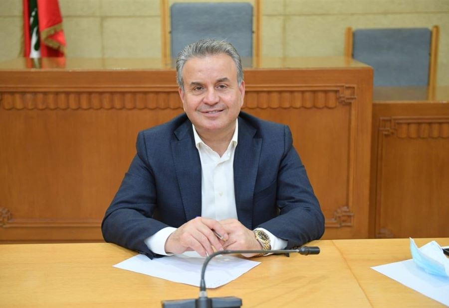 الموت يُفجع  النائب أسعد درغام 
