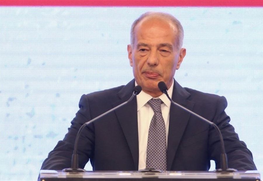 طالوزيان يتحدّثُ عن "أمرٍ خطيرٍ"