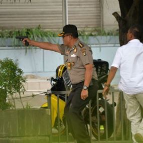 إندونيسيا.. 6 انفجارات تهز جاكرتا