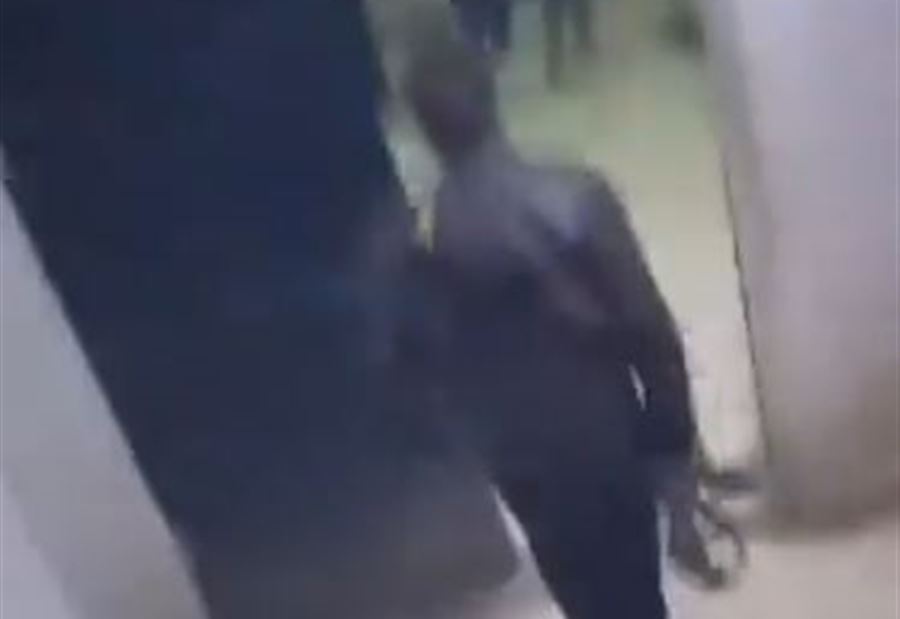 فيديو يوثق لحظة تحرير سجينات من صيدنايا  فيديو يوثق لحظة تحرير سجينات من صيدنايا