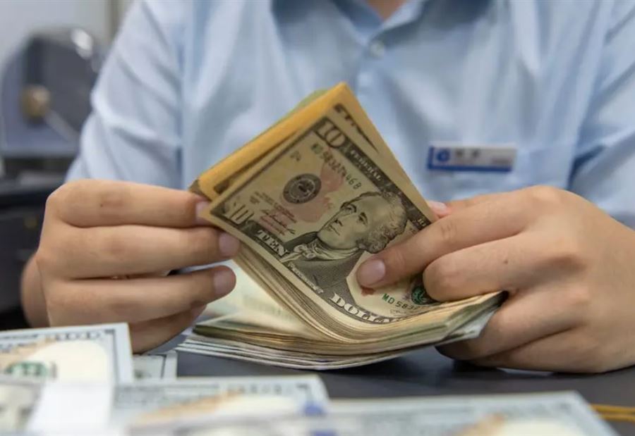 سعرُ دولار السوق السوداء صباح اليوم