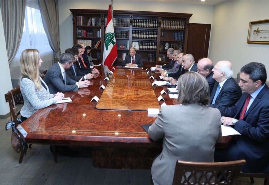 "الرفض"... تأكيد من الرئيس عون لوفد الكونغرس الأميركي "الرفض"... تأكيد من الرئيس عون لوفد الكونغرس الأميركي