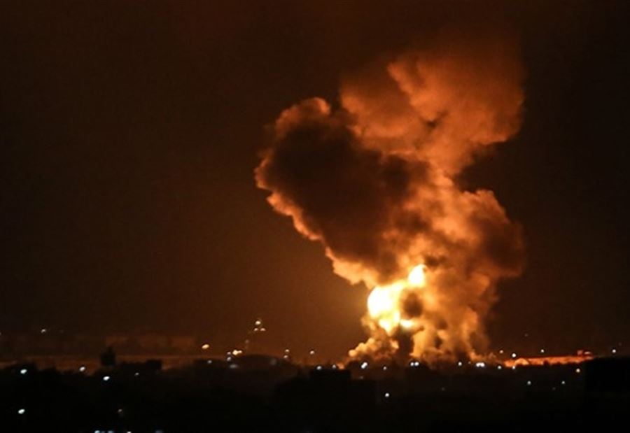 هجومٌ صاروخي على قاعدة أميركية بريف دير الزور هجومٌ صاروخي على قاعدة أميركية بريف دير الزور