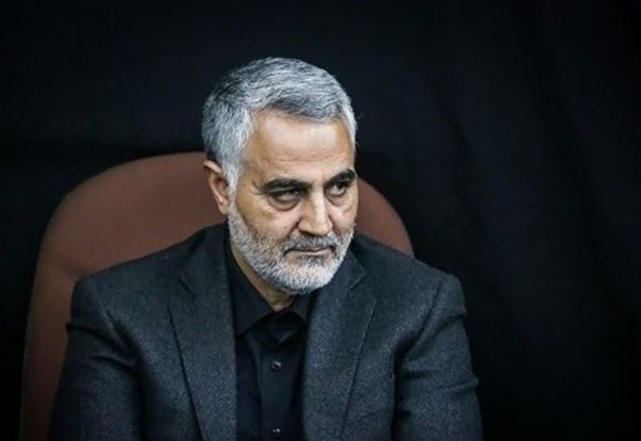 فُوجِئ بصورٍ لم يتوقّعها على هاتِفِهِ.. ماذا حدث لسليماني بمصر؟