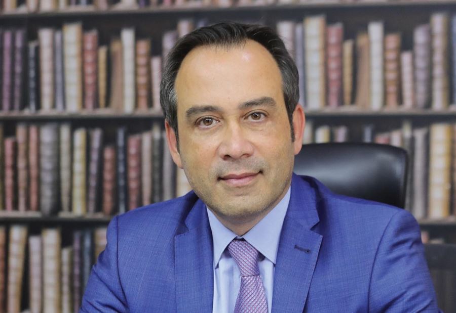 نبيل بدر يلتقي رئيس جمهورية العراق