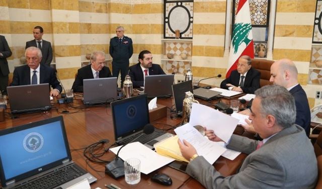 "نكزة" كادت تفجر جلسة "نكزة" كادت تفجر جلسة