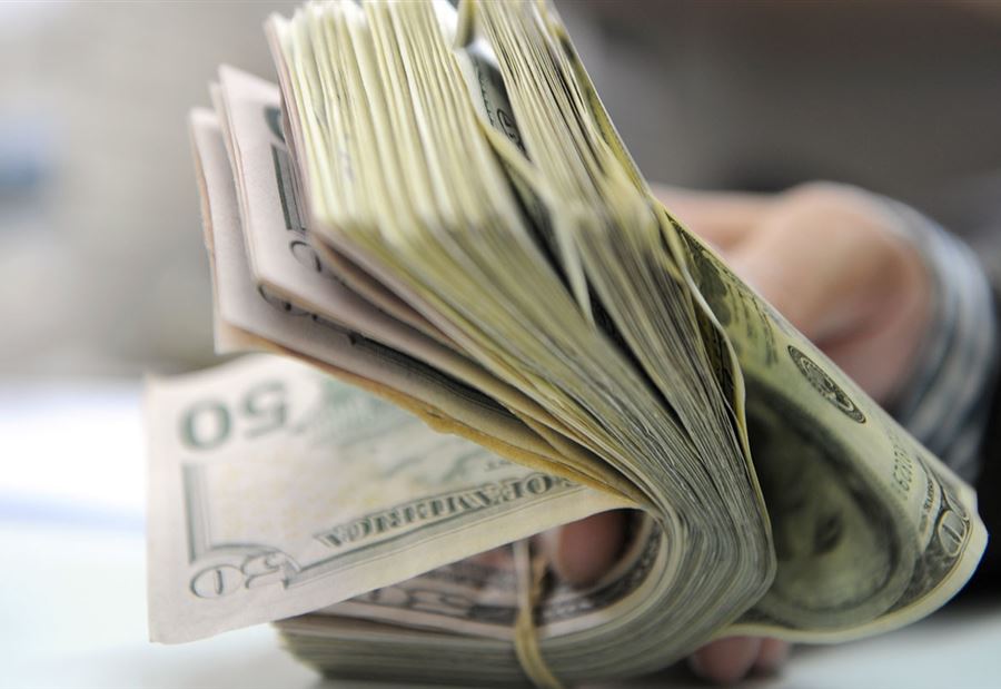 دولار السوق السوداء... كم سجّل اليوم؟ دولار السوق السوداء... كم سجّل اليوم؟