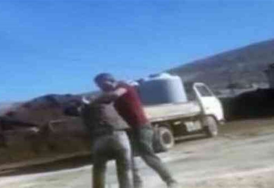 بَعد تنازل والدته عن الدعوى... مجبور يتبنى وصاية "الطفل المغتصب"  بَعد تنازل والدته عن الدعوى... مجبور يتبنى وصاية "الطفل المغتصب"