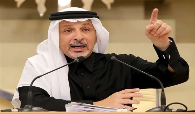 السفير السعودي من مصر: "سنحمي حدودنا حتى لو أنفقنا كافة الأرصدة" السفير السعودي من مصر: "سنحمي حدودنا حتى لو أنفقنا كافة الأرصدة"