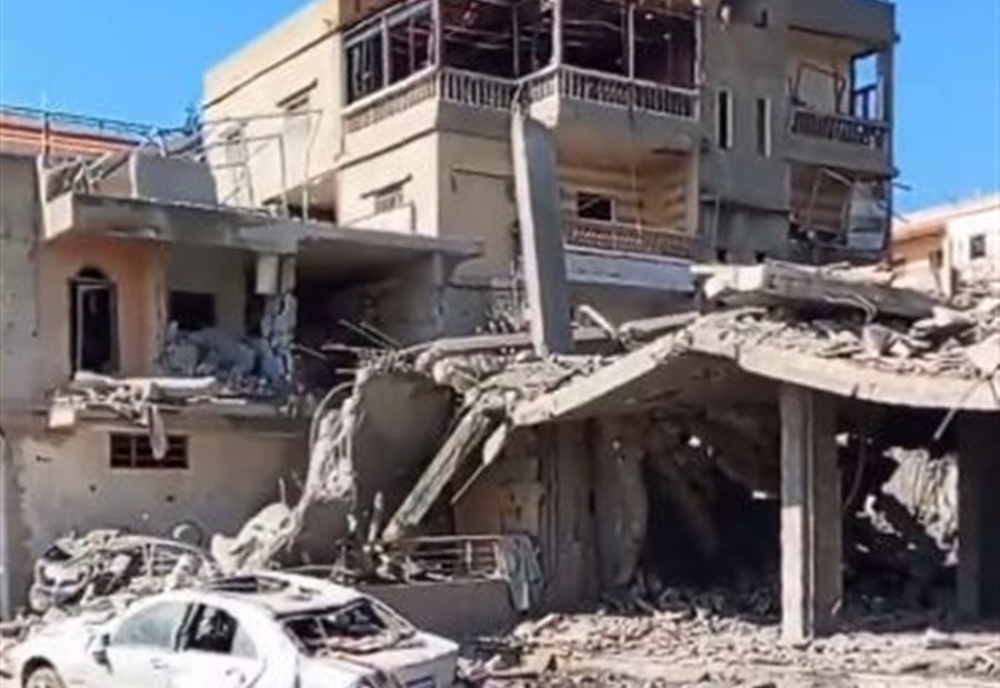 حطامٌ وأنقاض... مشاهدٌ توثق "الدمار الهائل" في الجنوب حطامٌ وأنقاض... مشاهدٌ توثق "الدمار الهائل" في الجنوب