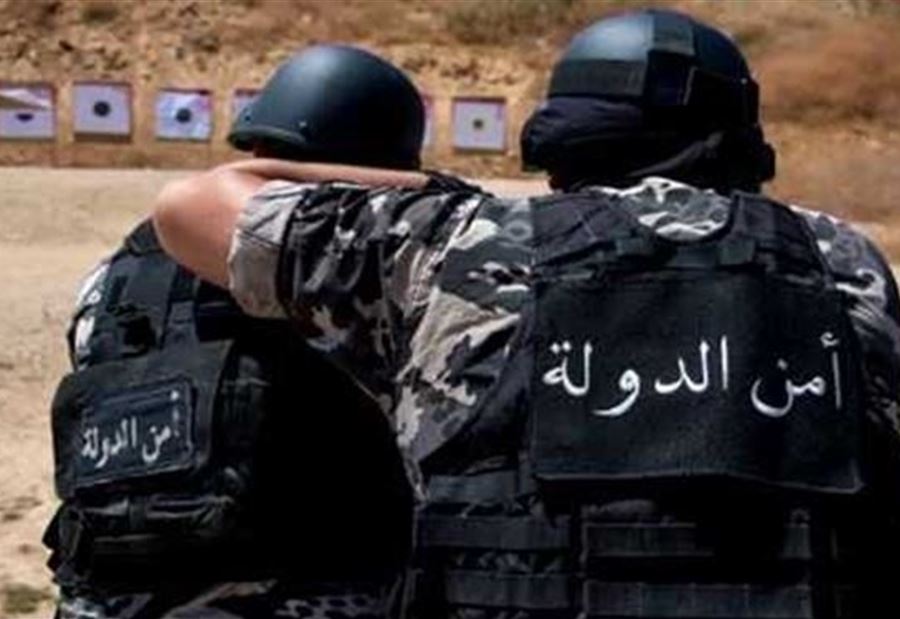 توقيف مطلوب في الجنوب.. انتمى إلى "تنظيمٍ إرهابي" توقيف مطلوب في الجنوب.. انتمى إلى "تنظيمٍ إرهابي"