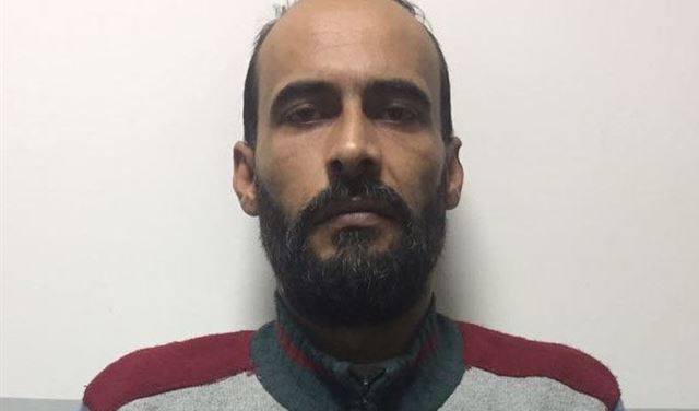 أوقف في المكلّس.. وبحوزته 152 سواراً مغشوشاً!