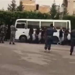 بالفيديو: مناورة لـ"مكافحة الشغب" قبل مباراة الهومنتمن والرياضي