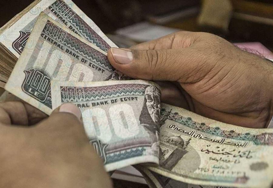 مصر "تحدد سعر الدولار" مقابل الجنيه في الموازنة