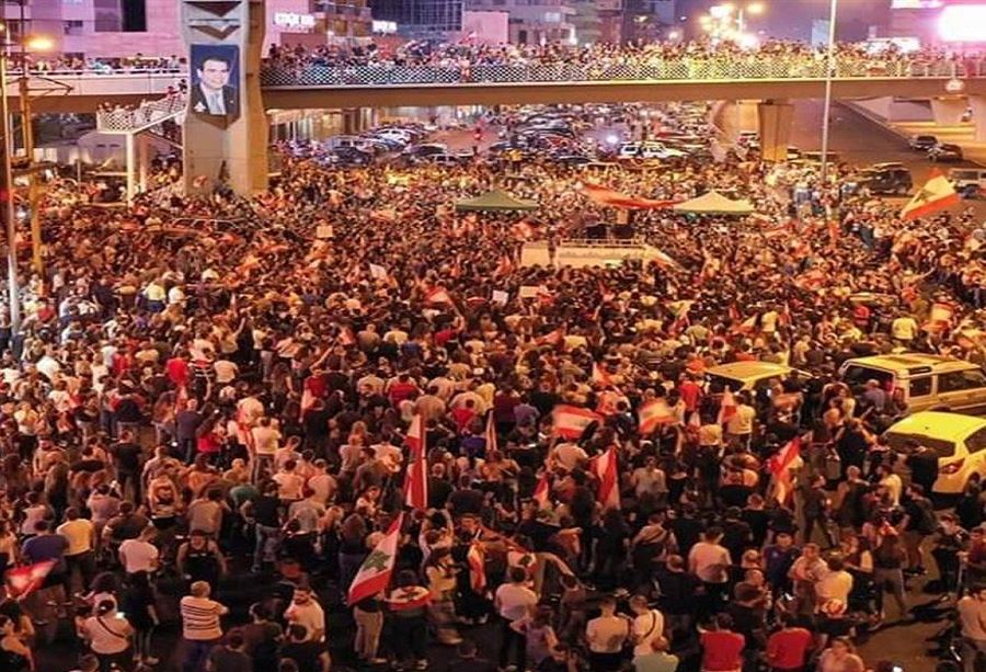 نائب "لبنان القوي" يُقدم "فكرة" للثوار