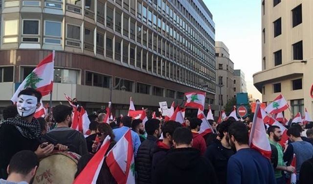 بالصور.. اليوم الثاني من الاحتجاج الشعبي على الضرائب