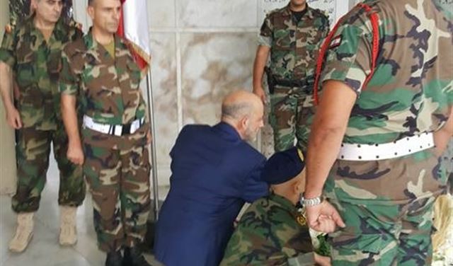 بالفيديو.. وزير الدفاع يحقق حلم طفل!