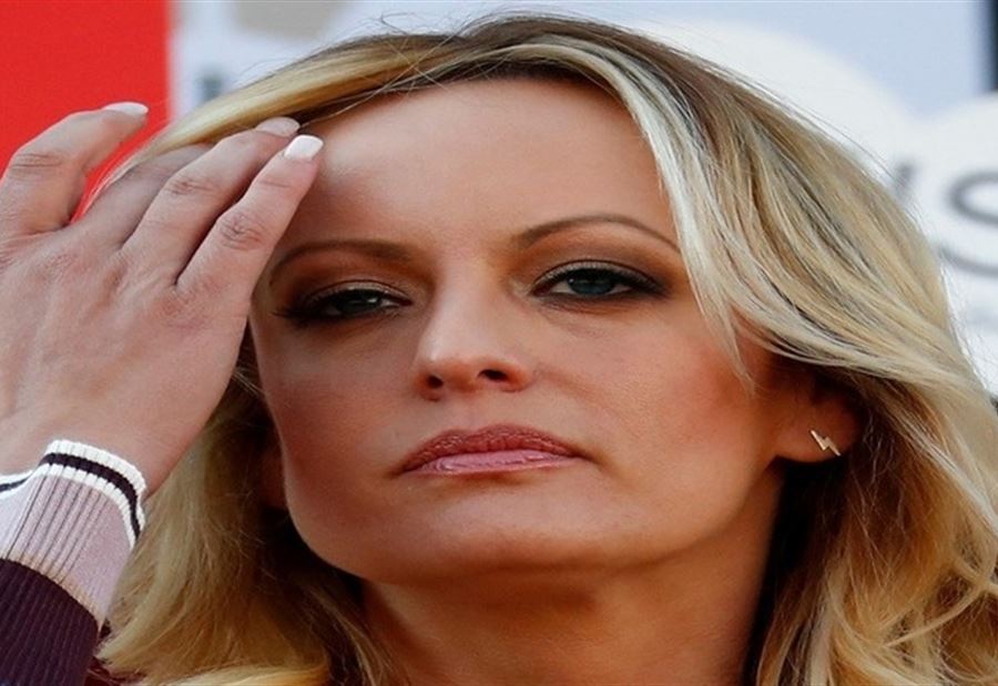 وثائق من الـ"FBI" تثبت دفع ترمب رشاوى لممثلة إباحية!