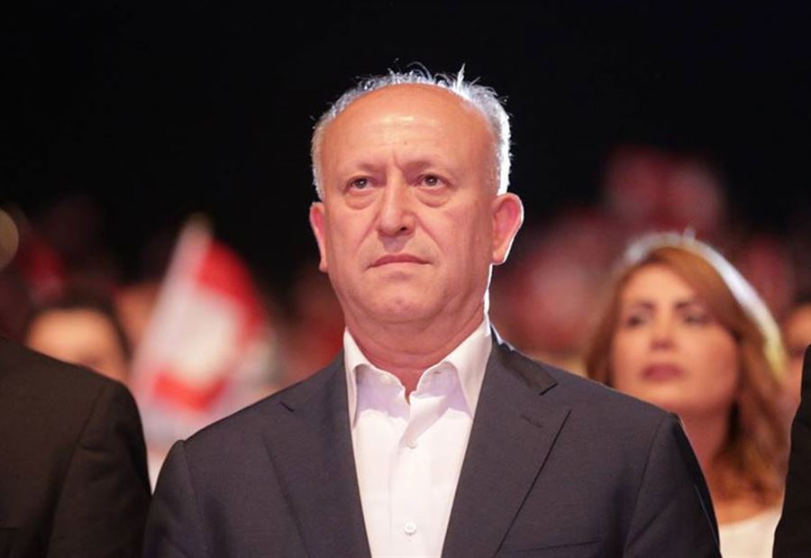 ريفي: واهم من يعتقد أن الحل مالي أو عسكري