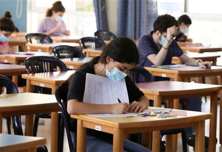 مع إرتفاع إصابات "كورونا" هل سيَتأثر العام الدراسي في لبنان؟