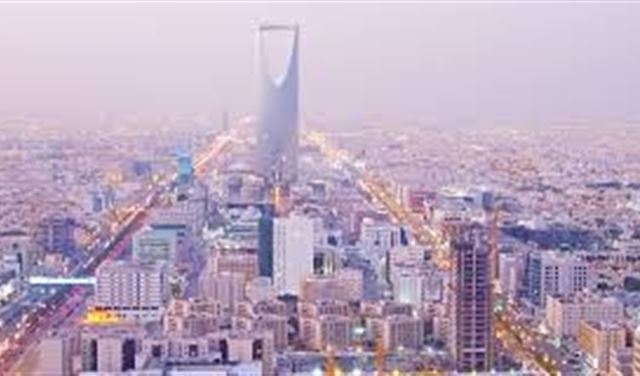 الرياض تنفي تصريحات ماكرون حول إحتجاز الحريري  الرياض تنفي تصريحات ماكرون حول إحتجاز الحريري