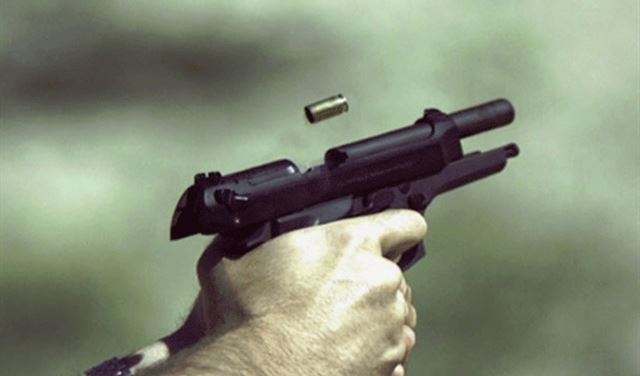 جريح باطلاق نار بخلاف فردي في عين الذهب