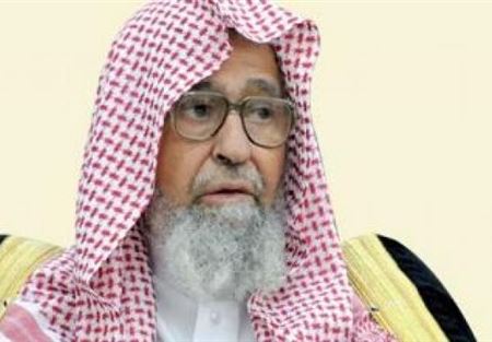  الفوزان يحرّم قول "رمضان كريم"!