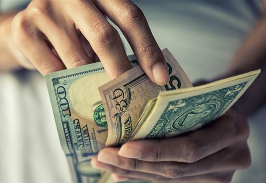 سعرُ دولار السوق السوداء اليوم الخميس 