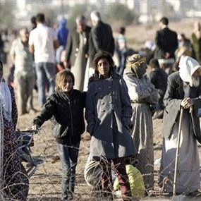 توطين أعداد من السوريين واقع لا محالة
