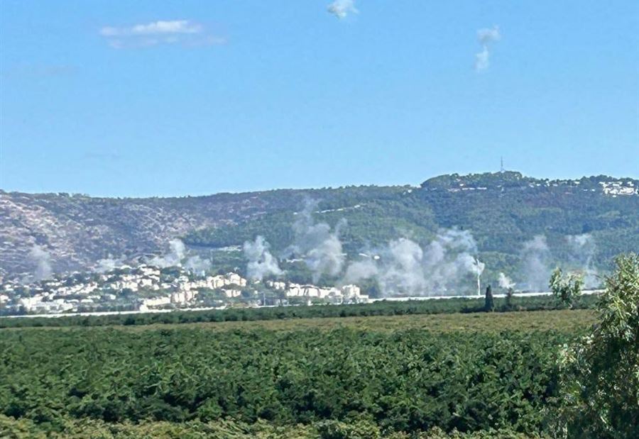 بصواريخ من لبنان... إصابة شخصين إثر القصف على حيفا (فيديو) بصواريخ من لبنان... إصابة شخصين إثر القصف على حيفا (فيديو)