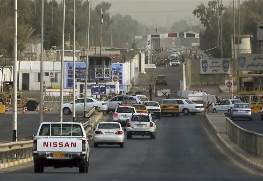 بالفيديو: لحظة اقتحام السفارة البحرينية في بغداد 