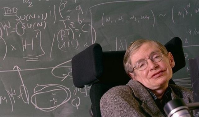 ستيفن هوكينغ: الأرض لن تحتملنا لأكثر من ألف عام!