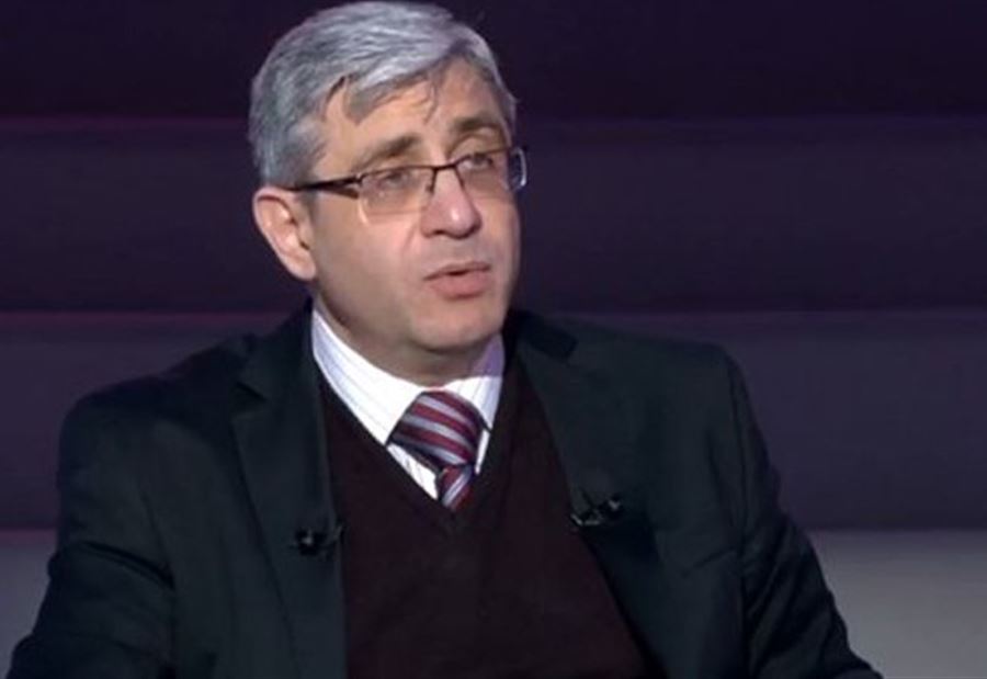 المجذوب لـ الجيش: تأخذ القليل وتُعطي الكثير المجذوب لـ الجيش: تأخذ القليل وتُعطي الكثير