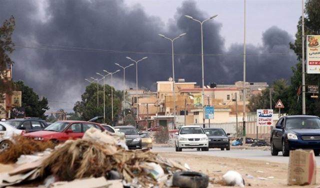 الطيران المصري يقصف مواقع لتنظيمات متطرفة  في ليبيا